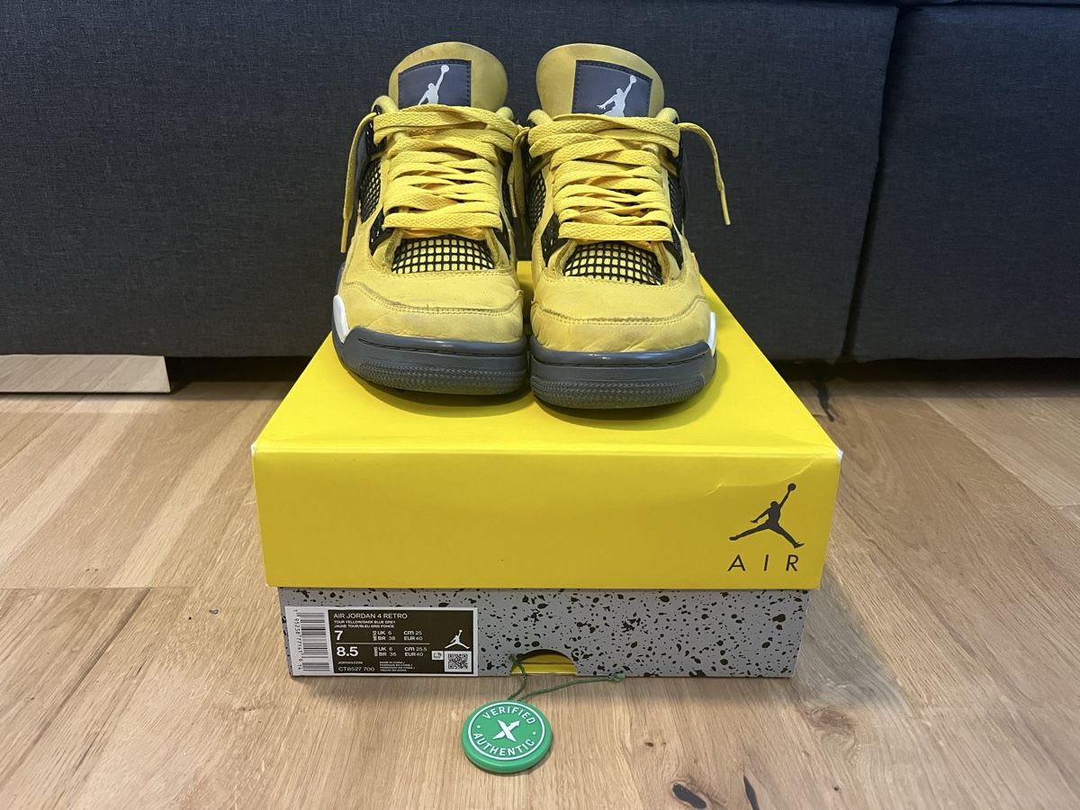 Jordan Scarpe da uomo: Jordan 4 Retro Lightning (2021) – Usato da La Chaux-de-Fonds venduto da 4MG33 4