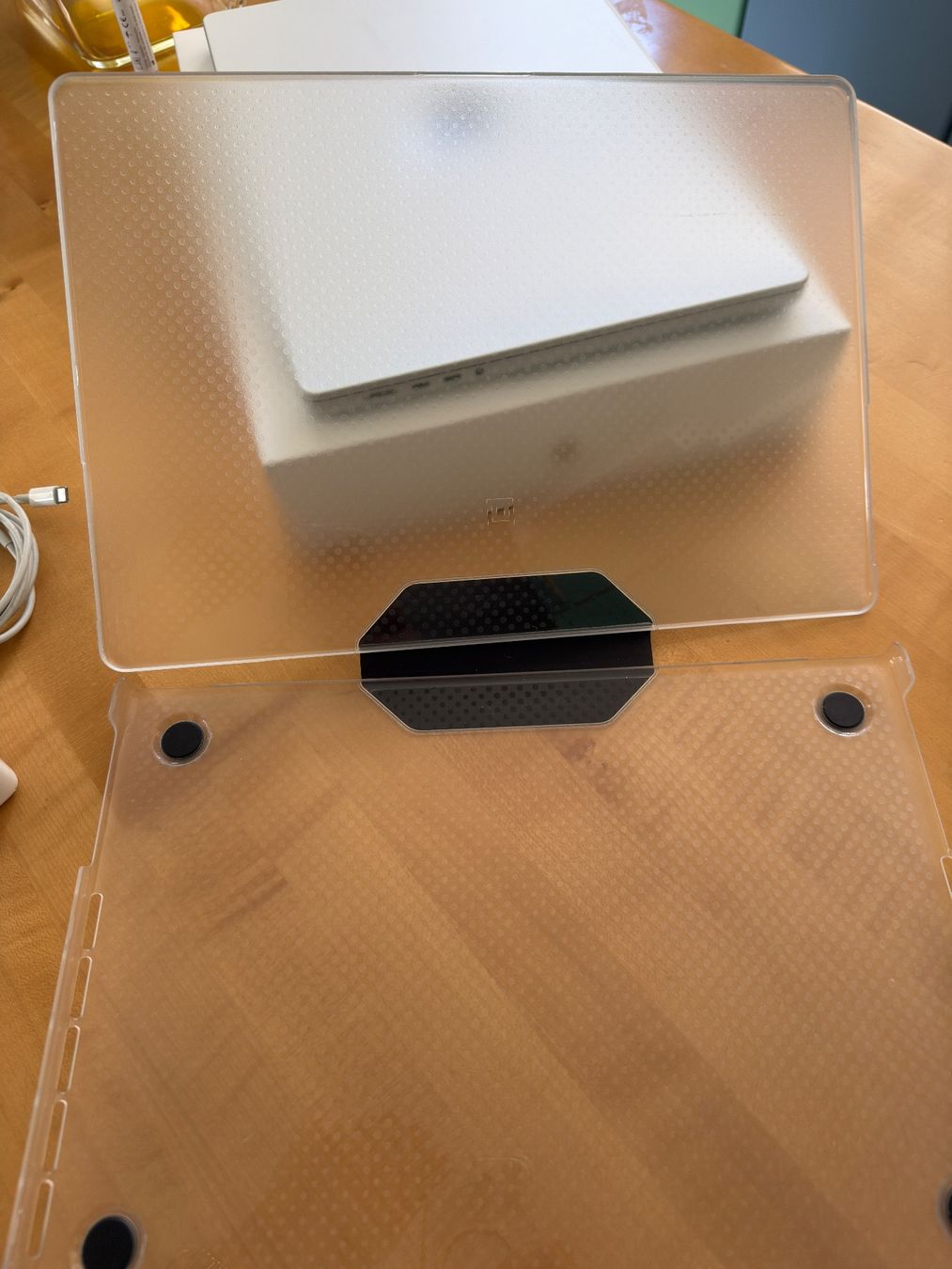 Apple Notebooks: MacBookPro 16" M1 Max, 10-CPU, 32-GPU, 32GB, 1TB SSD – Gebraucht aus Langnau am Albis von L.A.2 2