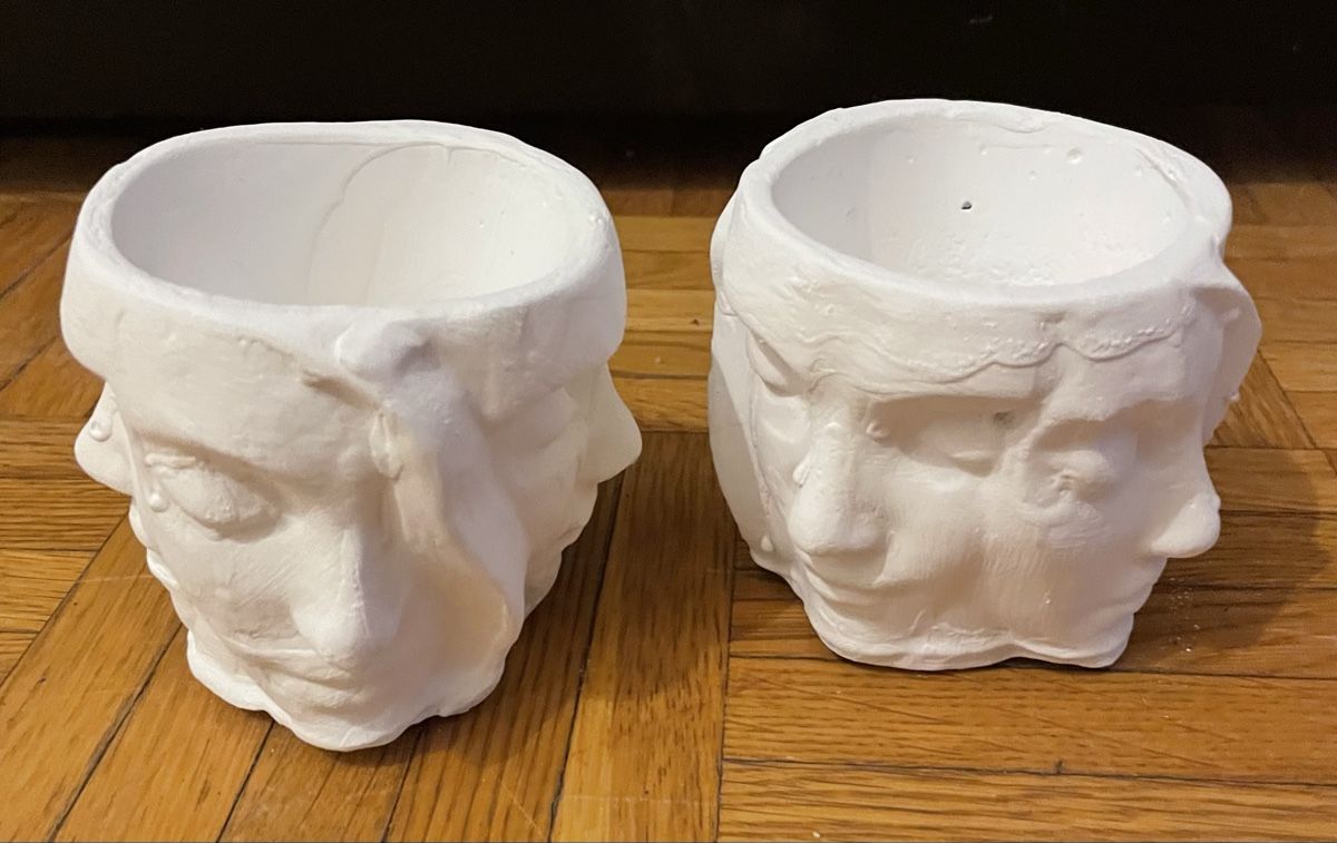 Pentole: Zwei Übertopf Töpfe mit Gesicht Relief, Deko, – Nuovo e nell'imballaggio originale da Au ZH venduto da Jaggy4 2