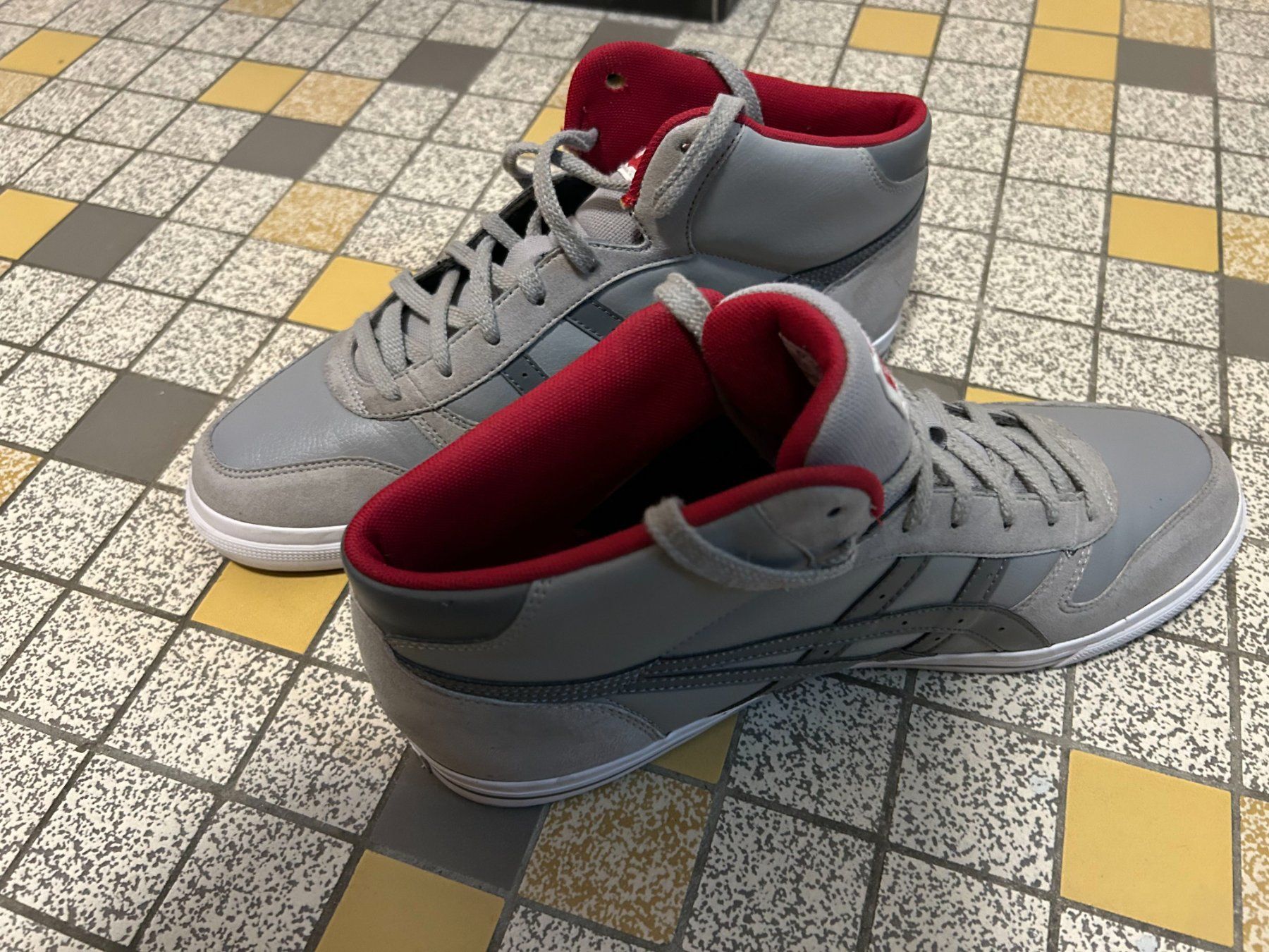 Scarpe da uomo: Onitsuka Tiger Sport – Nuovo (secondo la descrizione) da Veltheim venduto da rog_vm8n 2
