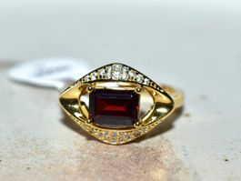 Damen Ring mit Granat aus Silber, vergoldet, Gr.6