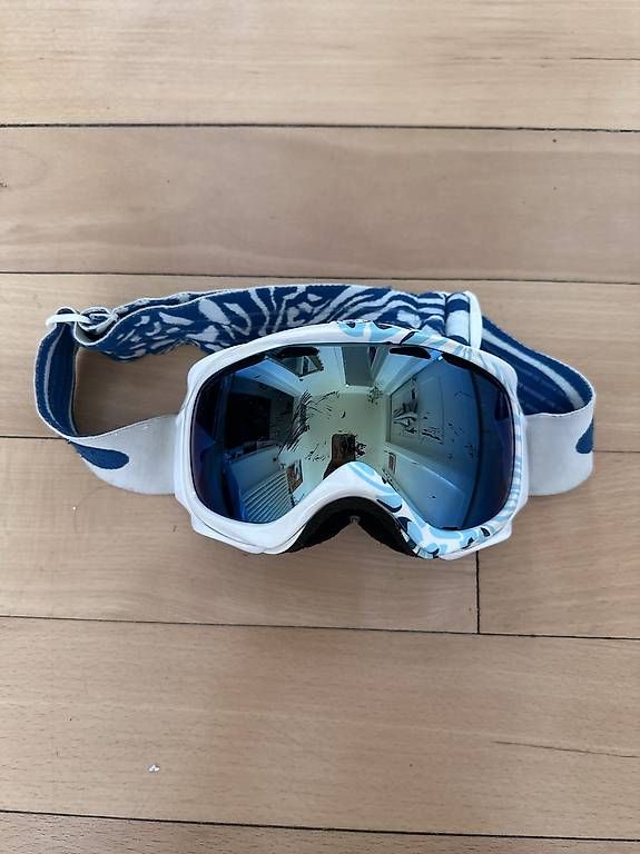 Occhiali & Lenti: Oakley Elevate Snow Skibrille – Usato da Zürich venduto da Clara.Trixi 3
