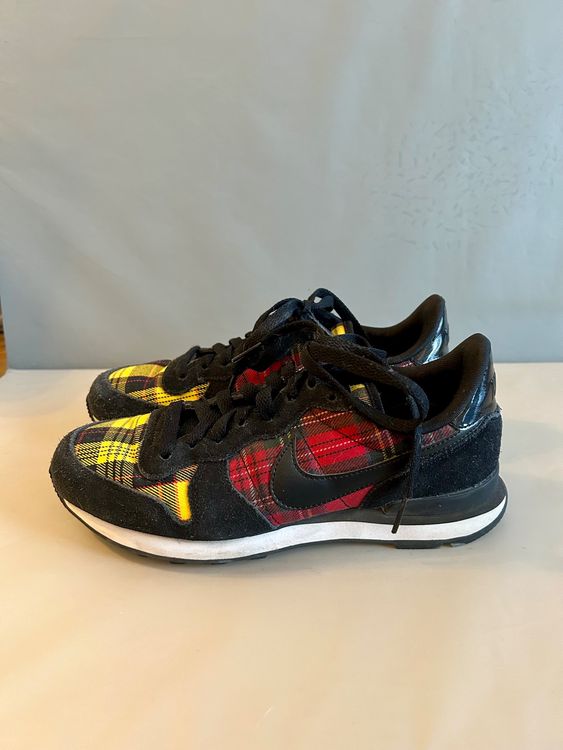 Nike internationalist hotsell limited edition