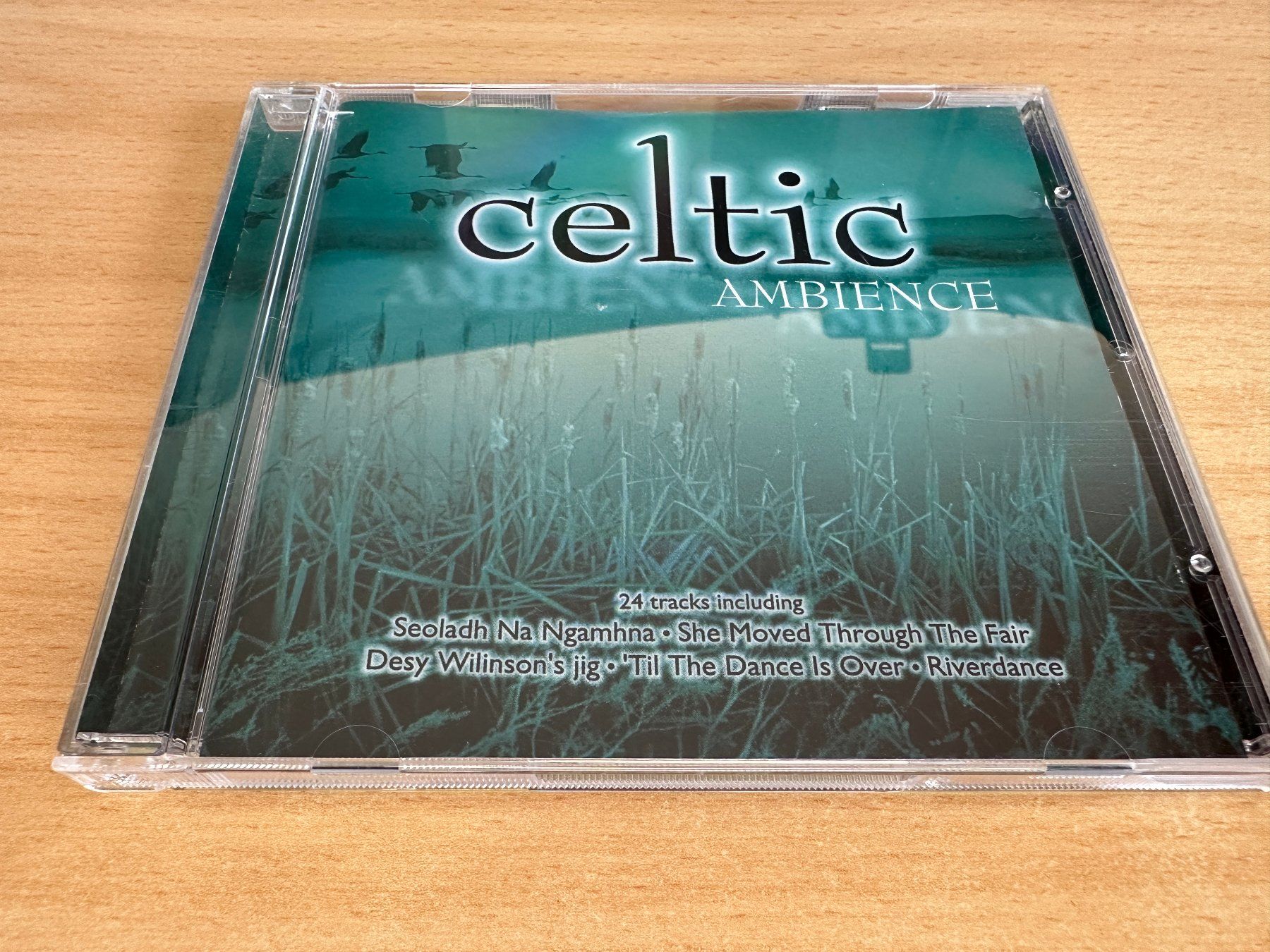 CD: Various – Celtic Ambience – Usato da Rikon im Tösstal venduto da Alpenmutz