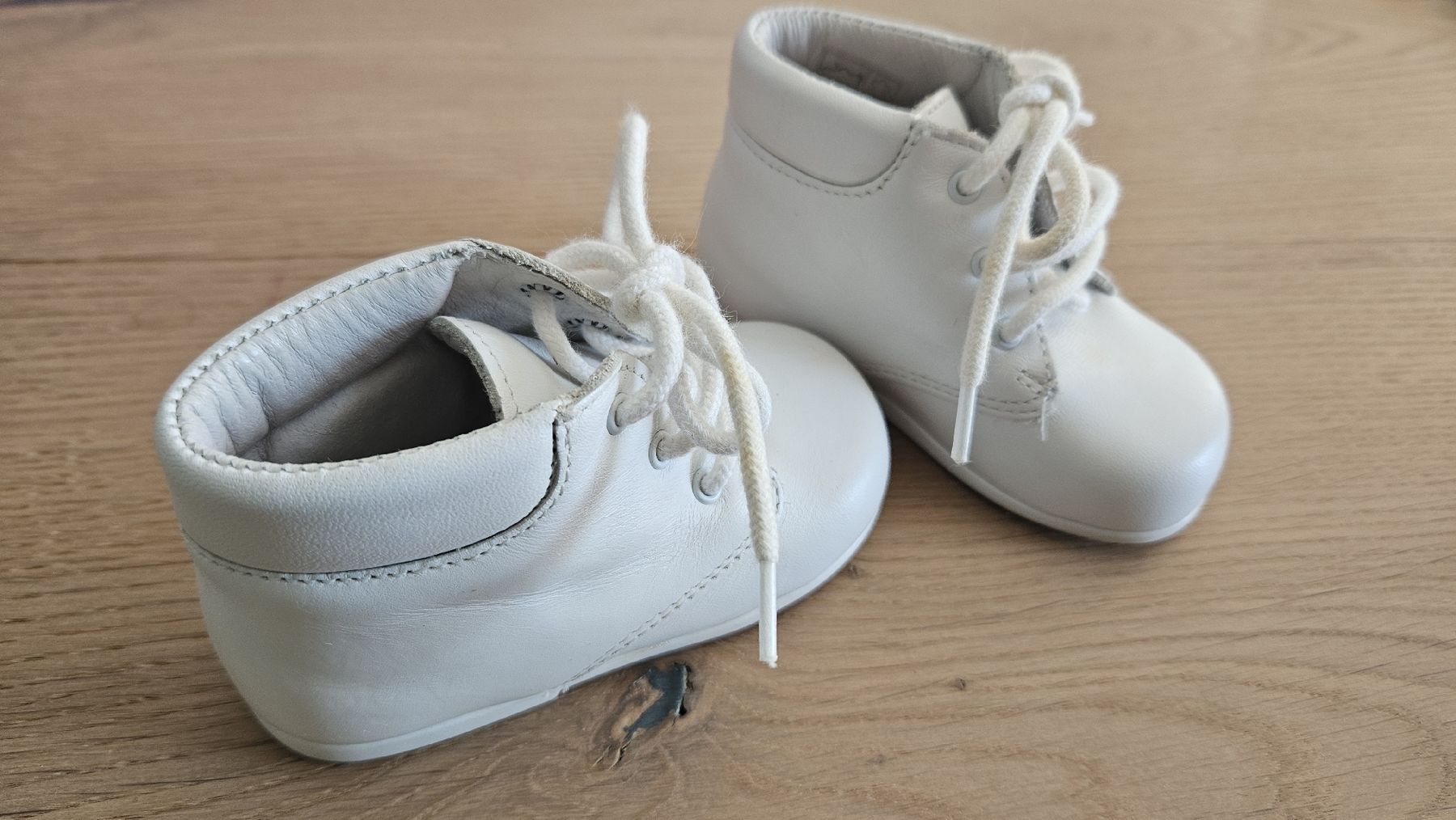 Jacadi Scarpe per ragazzi: Lederschuhe Gr. 19 von Jacadi – Nuovo (secondo la descrizione) da Sisseln AG venduto da Pit1979 1