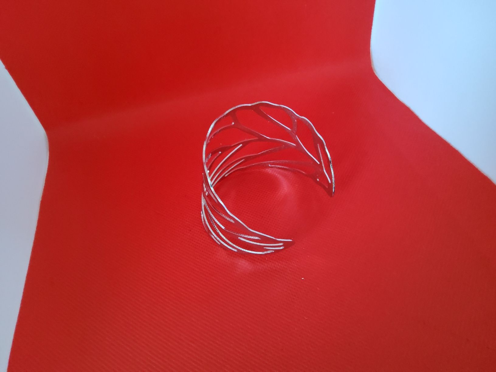 Bracciali & Braccialetti: Armreif, elegant und modern – Nuovo (secondo la descrizione) da Herisau venduto da Nluanalucas 1