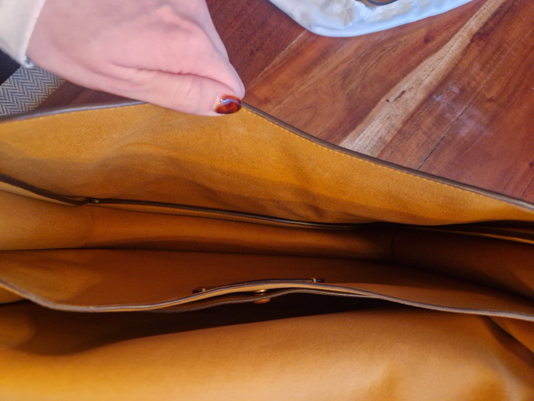 Coach Borse: Coach Tabby Baguette Bag Braun Gold – Usato da Cham venduto da YvonneSecondHand 8