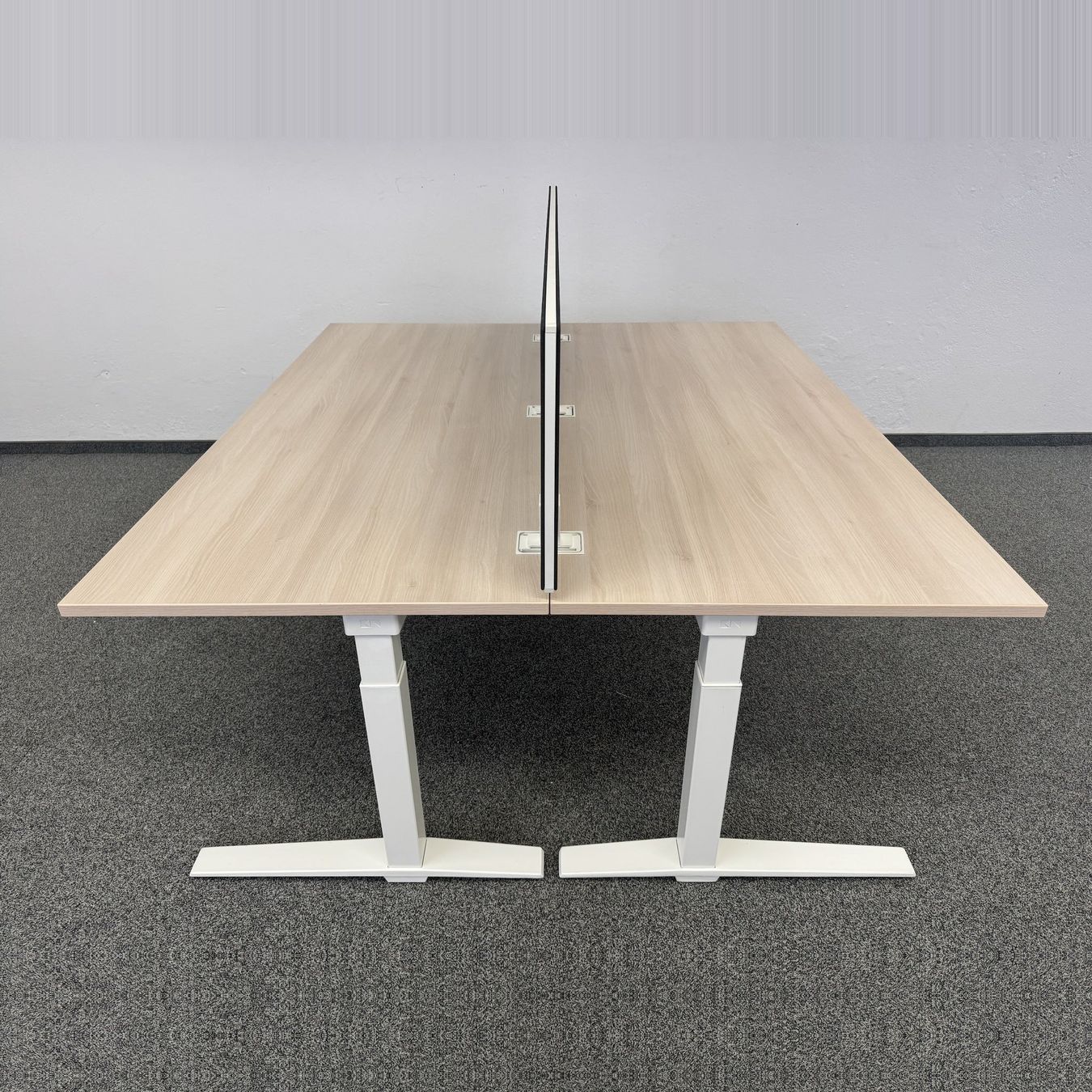 Scrivanie: König + Neurath TALO.S Bench-Schreibtisch – Usato da Schönenwerd venduto da mcofficeshop