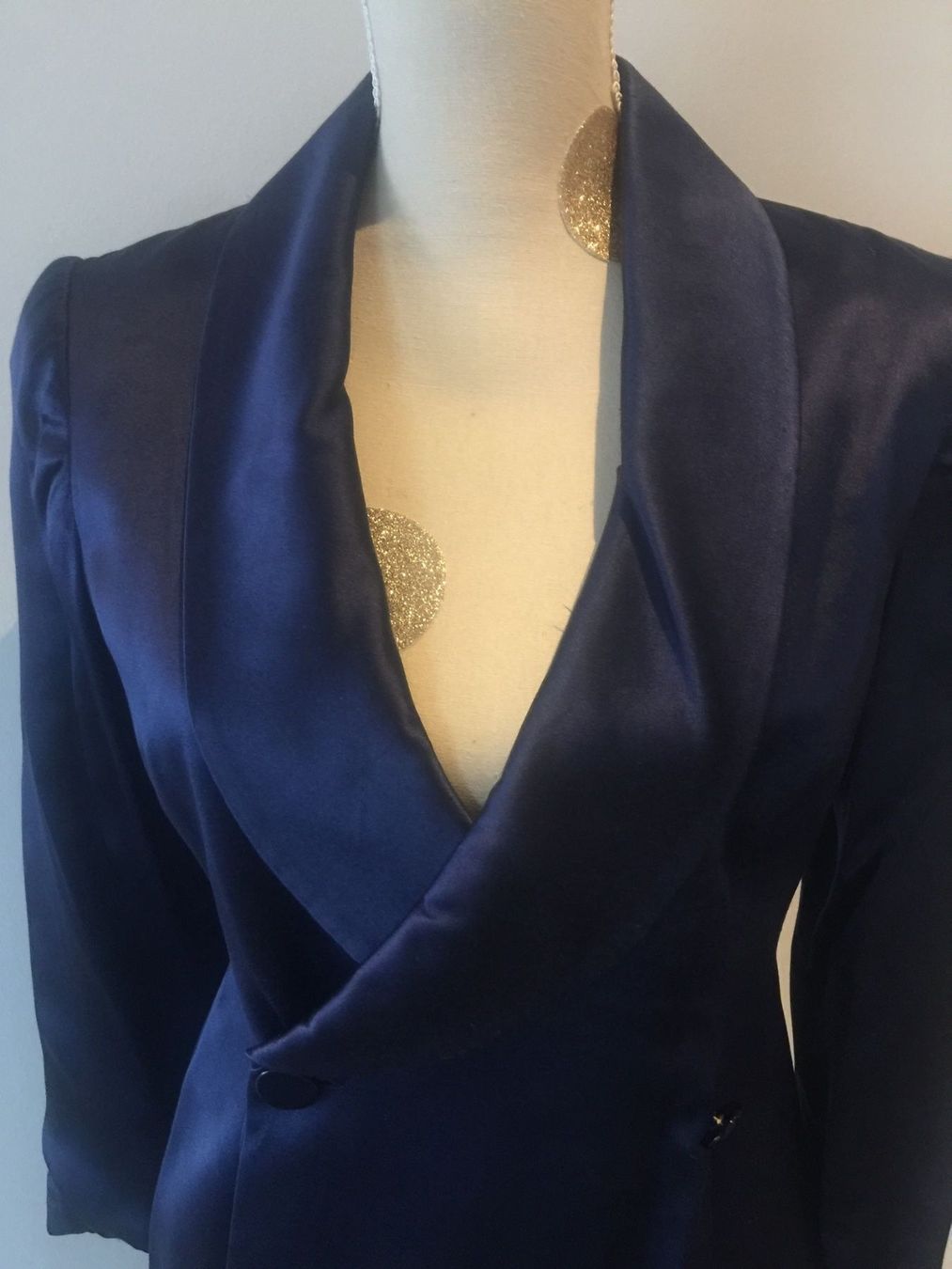 Lanvin Completi & Tailleur: Tailleur Lanvin en soie bleue taille 38 – Usato da Lausanne venduto da Flo1006 2
