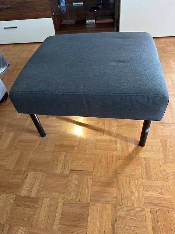 Sgabelli: Repose-pieds gris foncé – Usato da Meyrin venduto da catarinalopes96 1