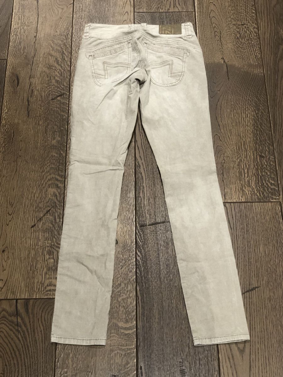 Nile Pantaloni: Manchesterhose Damen Nile Gr. XS – Usato da Büren SO venduto da Nuri09 1