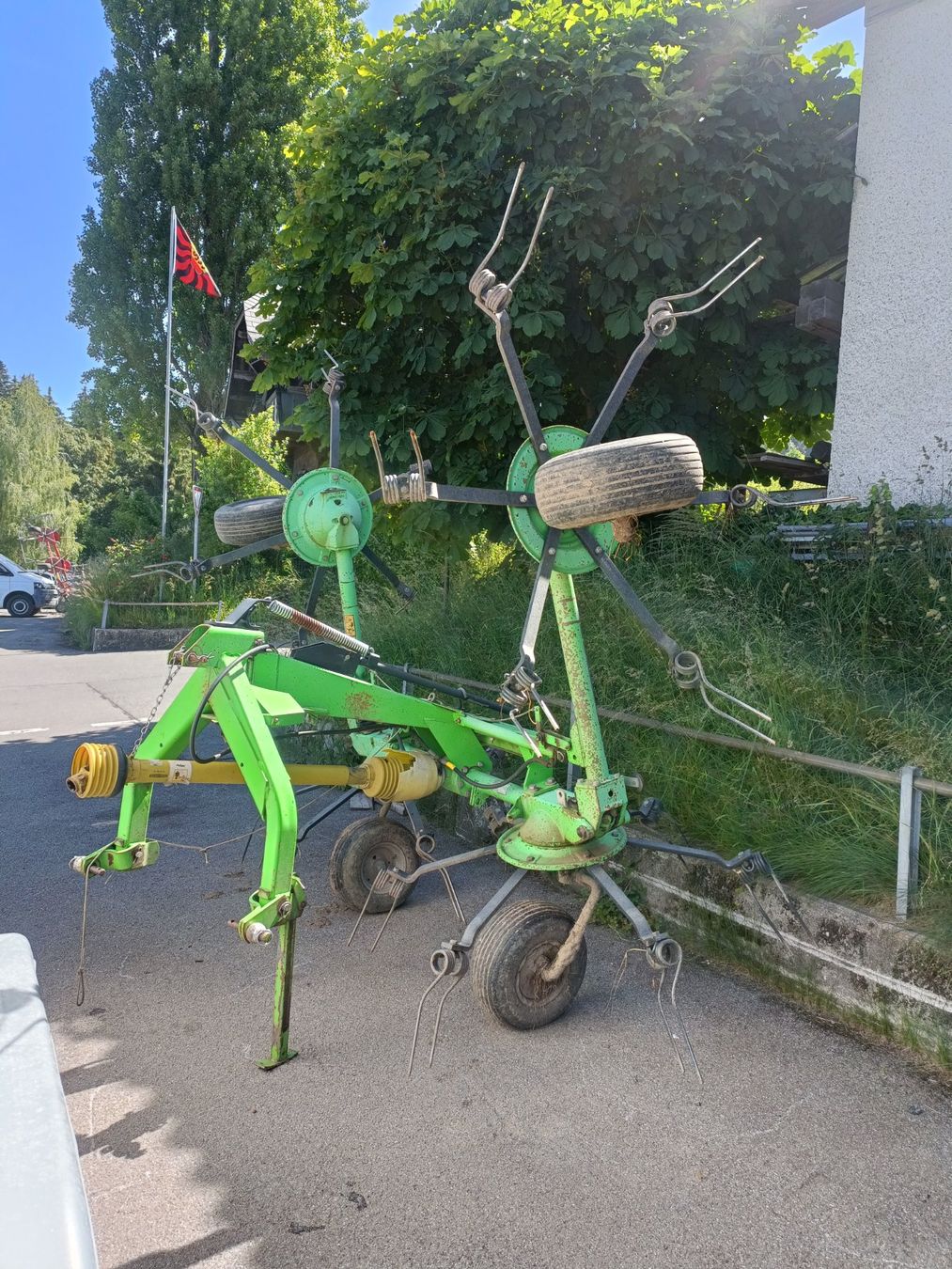 Tutte le macchine: Deuz Fahr Kreiselheuer – Usato da Homberg b. Thun venduto da landmaschinen