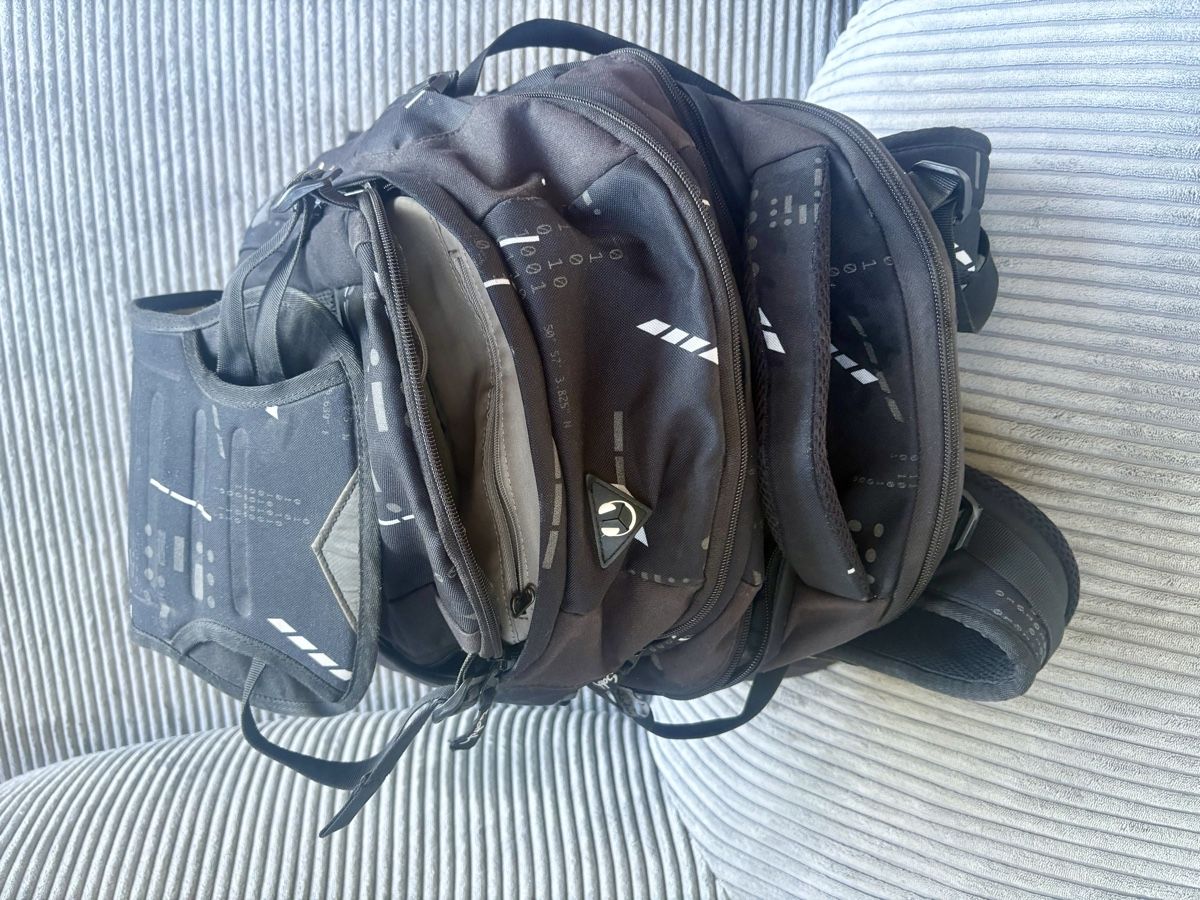 Satch Zaini: Satch Rucksack mit Reflektorenmuster – Usato da Riedikon venduto da venus2424 1