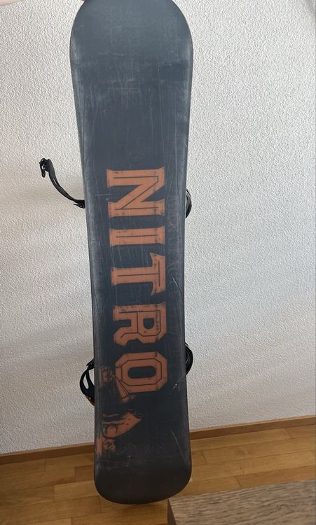 Snowboard Nitro Board: Nitro Snowboard mit Bindung & Nitro Nomad TLS Boots Gr.46 – Usato da Zug venduto da jessicab99 4