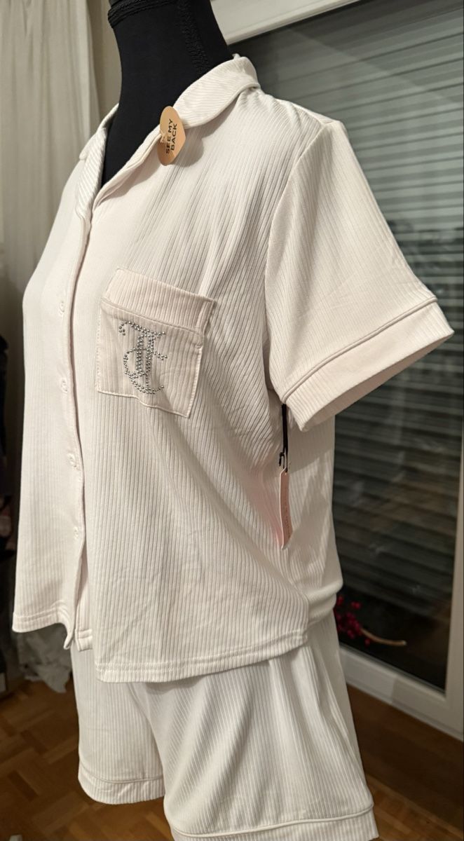 Juicy Couture Negligees & Pigiami: Pyjama Juicy Couture – Nuovo e nell'imballaggio originale da Neuchâtel venduto da ass_gdc7 6
