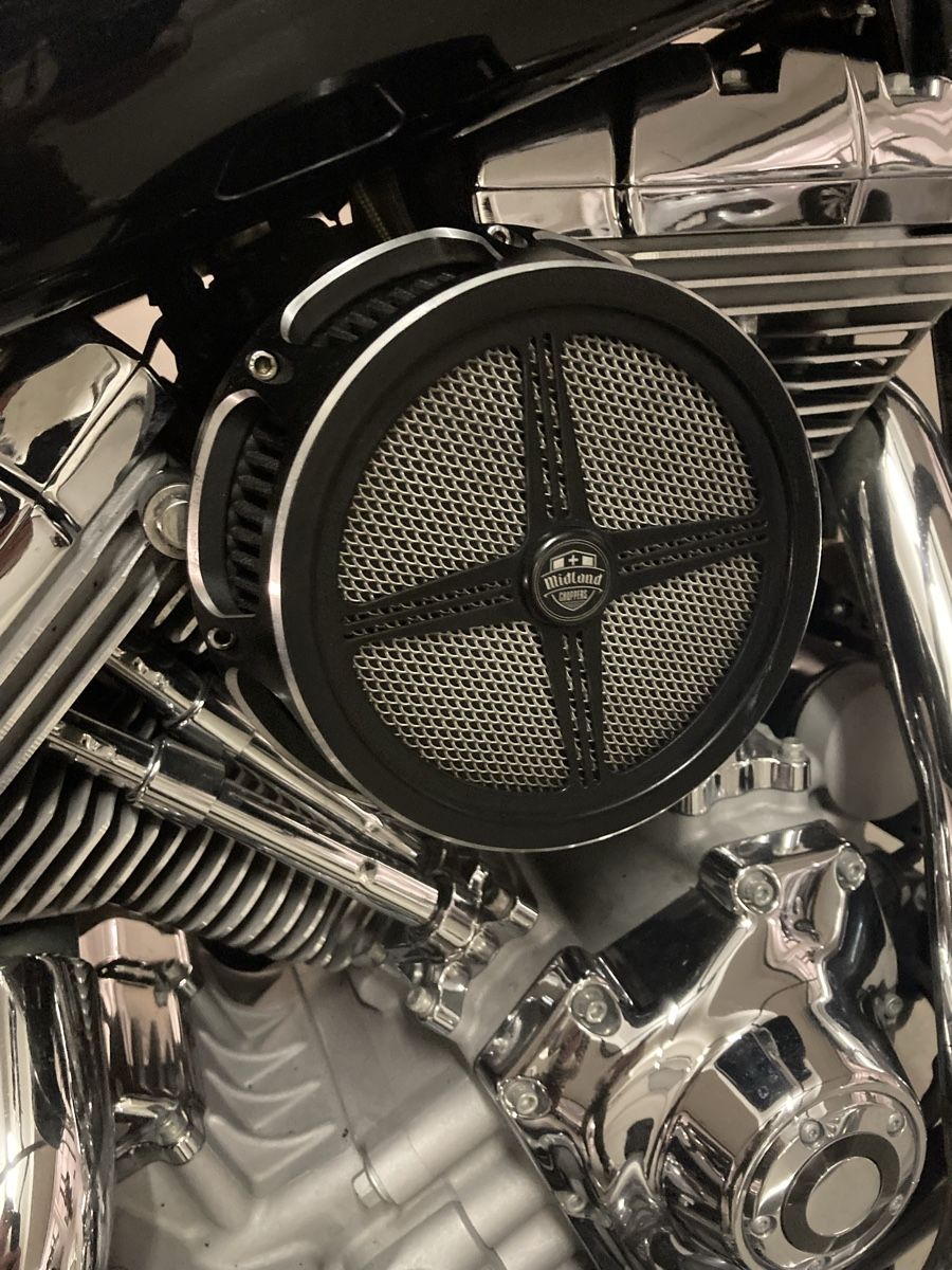 Harley-Davidson Chopper: Harley Davidson Dyna Super Glide Custom – Gebraucht aus Gersau von 2mali4 2