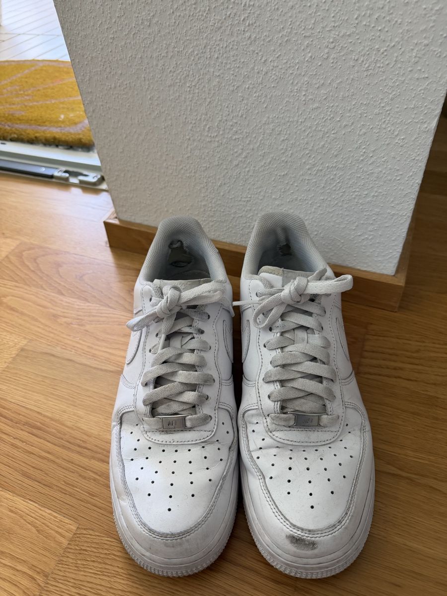 Nike Herrenschuhe: nike air force 1  – Defekt aus Liestal von fcbarcelona92 2