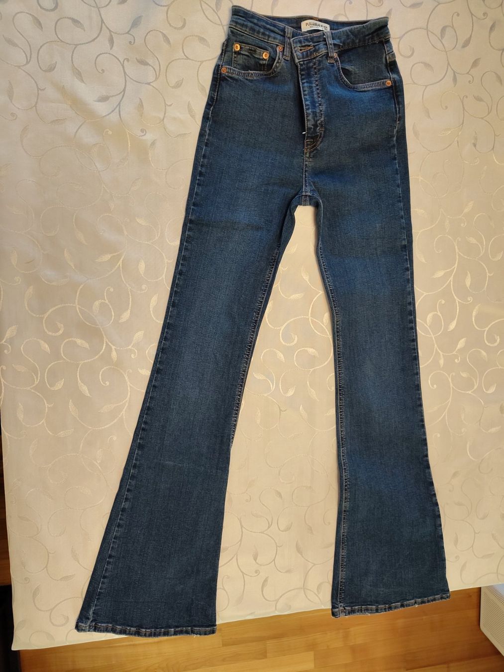 Pull&Bear Jeans: dunkelblaue Jeans von Pull & Bear Gr. 36 – Usato da Brüttisellen venduto da kikaninchen79