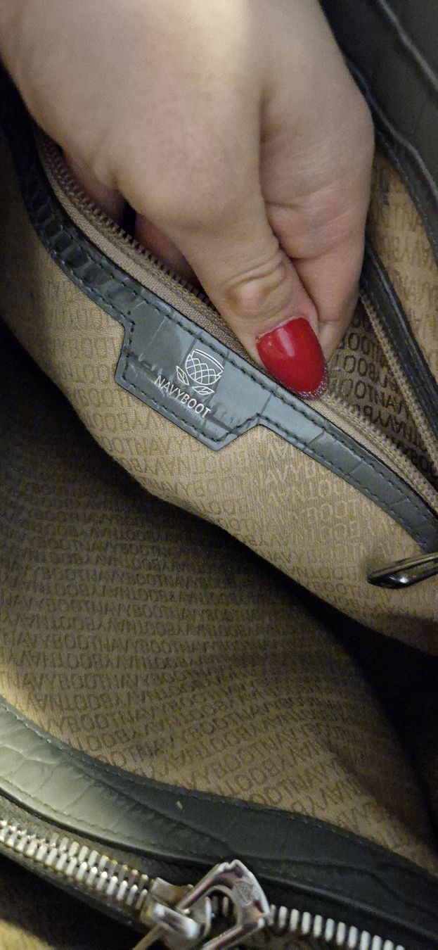 Navyboot Taschen für Damen: NavyBoot Leather Tote Bag - Grey Crocodile Look – Gebraucht aus Altikon von san_c7qr 4