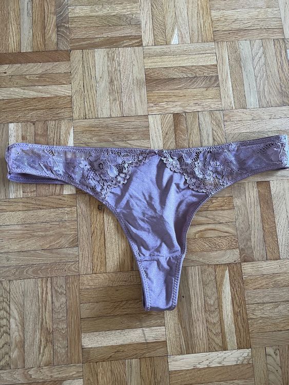 String neuf Xl (Neu (gemäss Beschreibung)) in Bôle für CHF 4 – mit ...