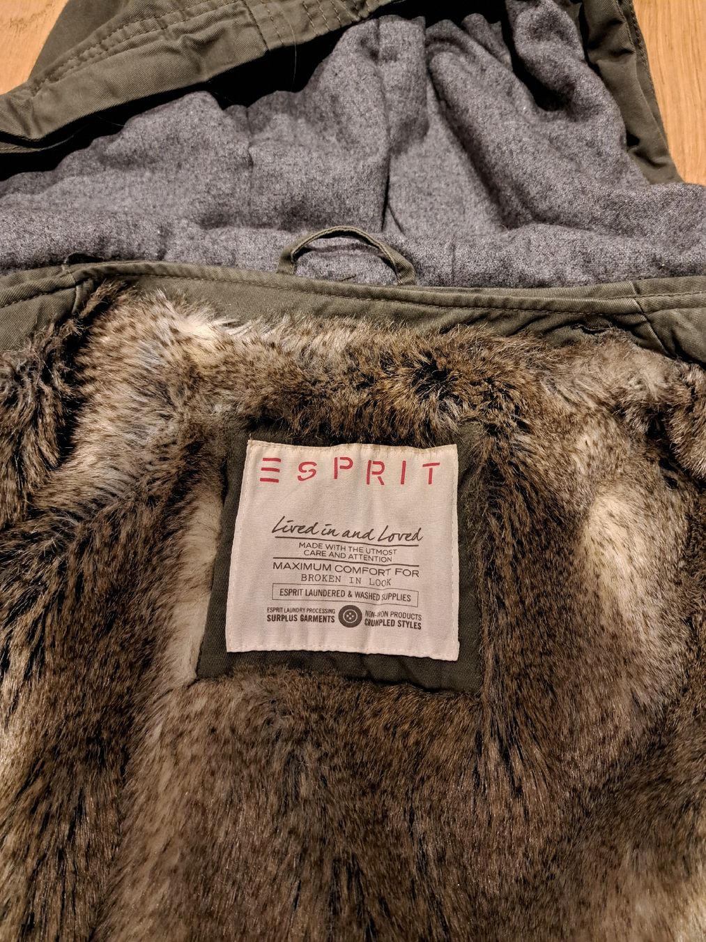Esprit Cappotti: Esprit Winterjacke – Usato da Andwil SG venduto da zue_b9bt 4