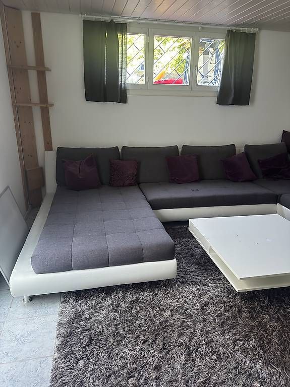 Sofas: Wohnlandschaft / Sofa – D'occasion à Muttenz par Tim_4t 4