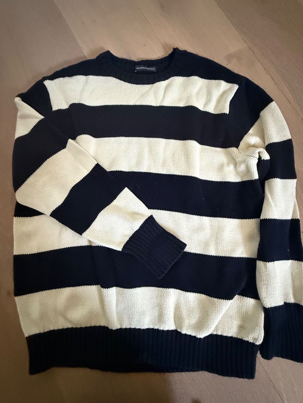 Brandy Melville Pulls & Sweat-shirts: Sweater Brandy Melville – D'occasion à Niederdorf par Grimpe0508