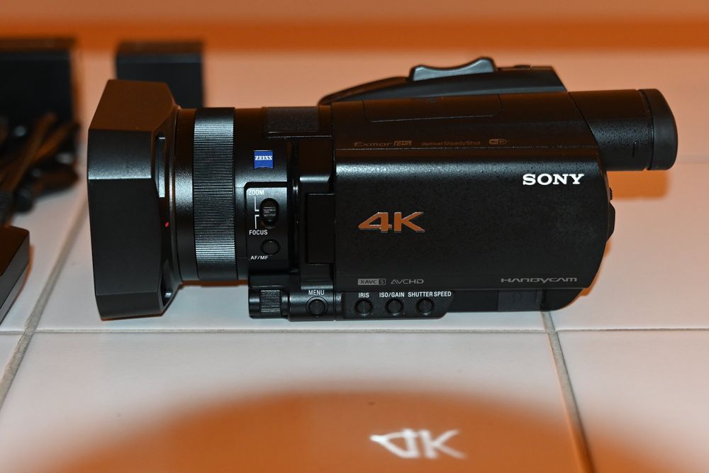 Sony FDR-AX700 4K Camcorder (Gebraucht) in Solothurn für CHF 810 – mit ...