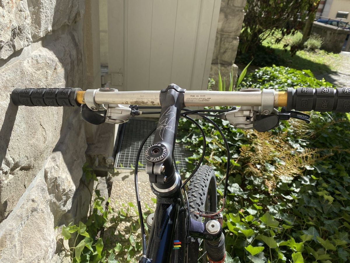 Specialized Biciclette: Specialized Stumpjumper PRO M2 1999 taille 19 pouces – Usato da Lausanne venduto da  6
