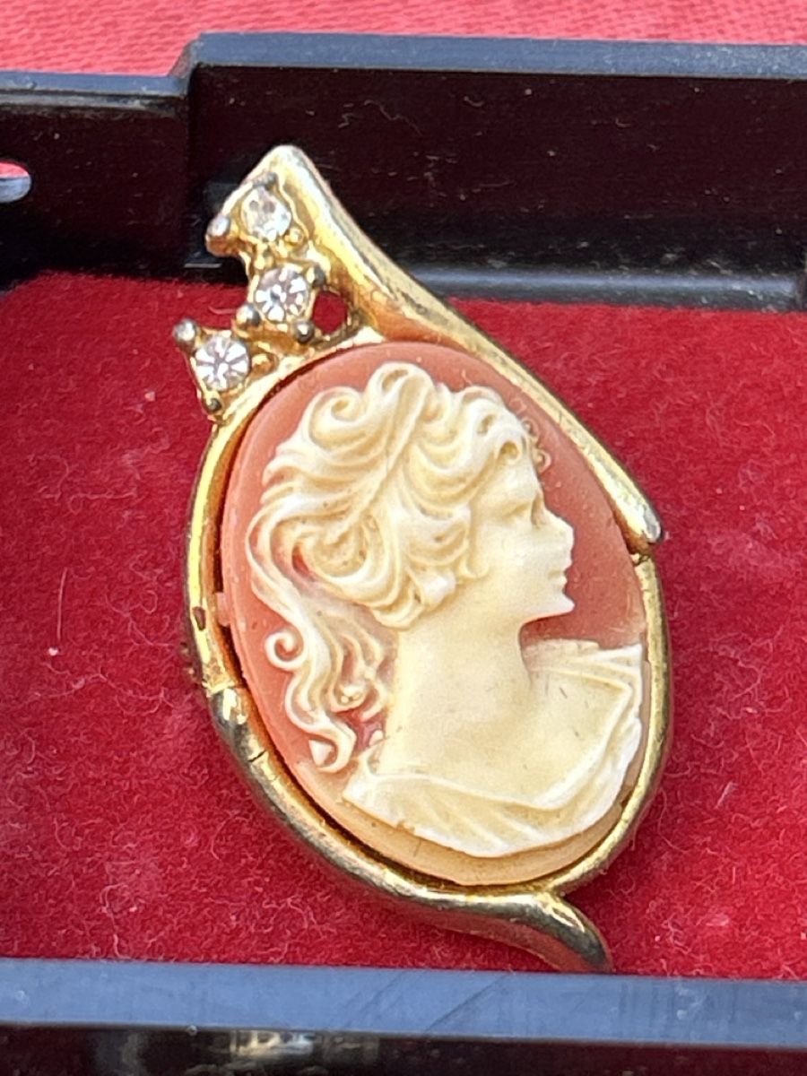 Anhänger: Schmuck Anhänger Broschen Damen – Gebraucht aus Ipsach von elyely01 1
