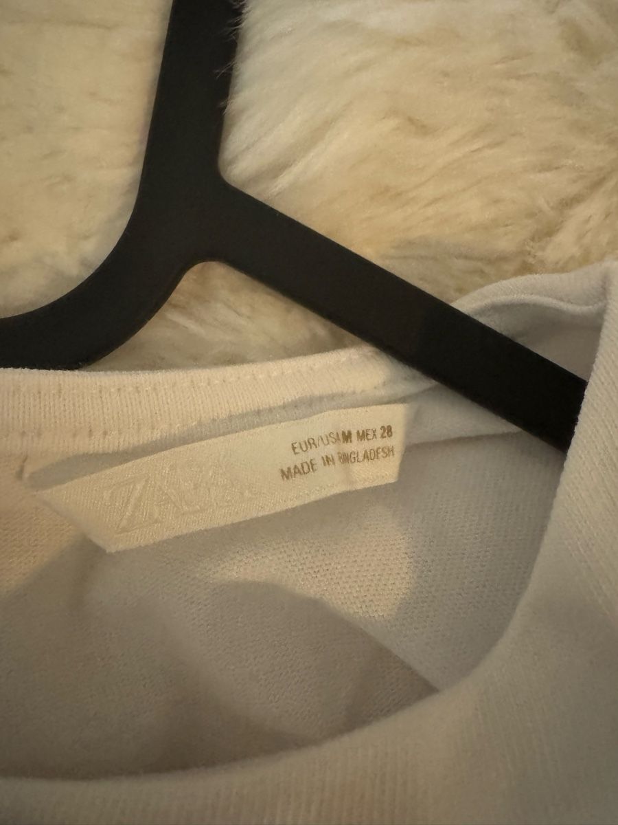 Zara Tops: Zara Top Weiss, Grösse M, neuwertig – Gebraucht aus Aarburg von manju2007 1