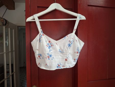 Hollister Top, Grösse S, Blumenmuster, ideal für Sommer!
