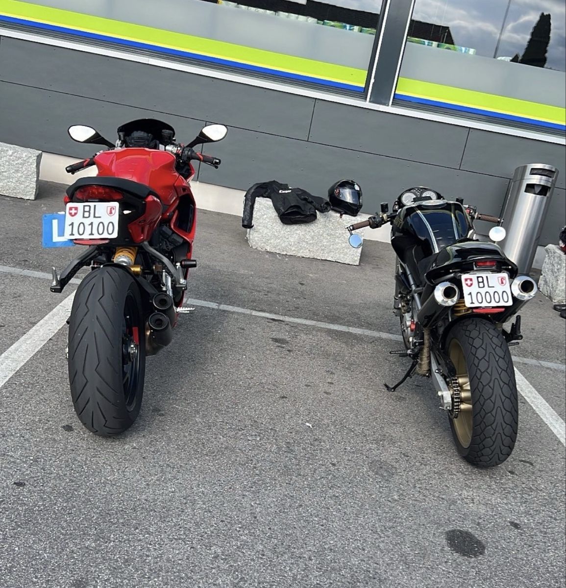 Insegne: Motorrad Kontrollschild BL 10100 – Usato da Hägendorf venduto da Gianni19 2