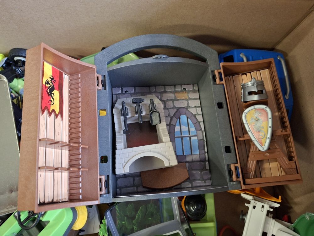 Playmobil Jouets: Kiste mit sehr viel Playmobil – D'occasion à Aadorf par Greg19 4