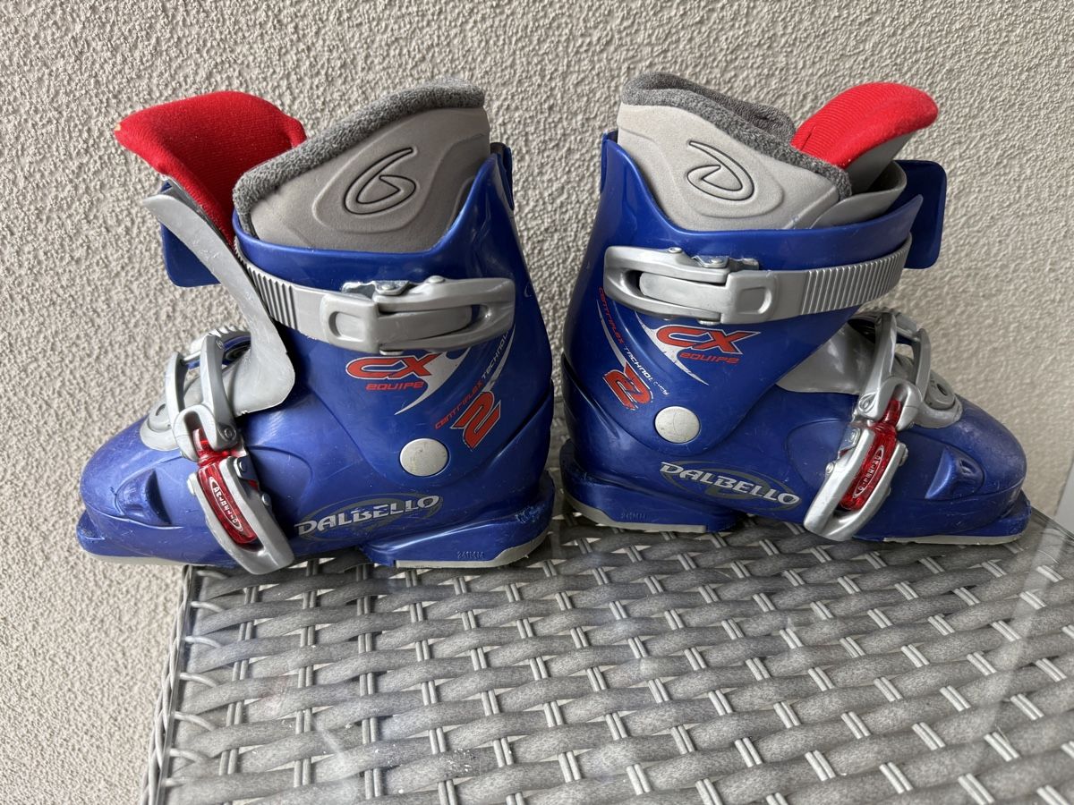 Scarpe per ragazzi: Dalbello Kinder Skischuhe 241 mm – Usato da Giswil venduto da urr_7c5j 8