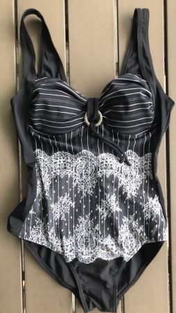 Badeanzug HARMONY, Gr. 38B, schwarz