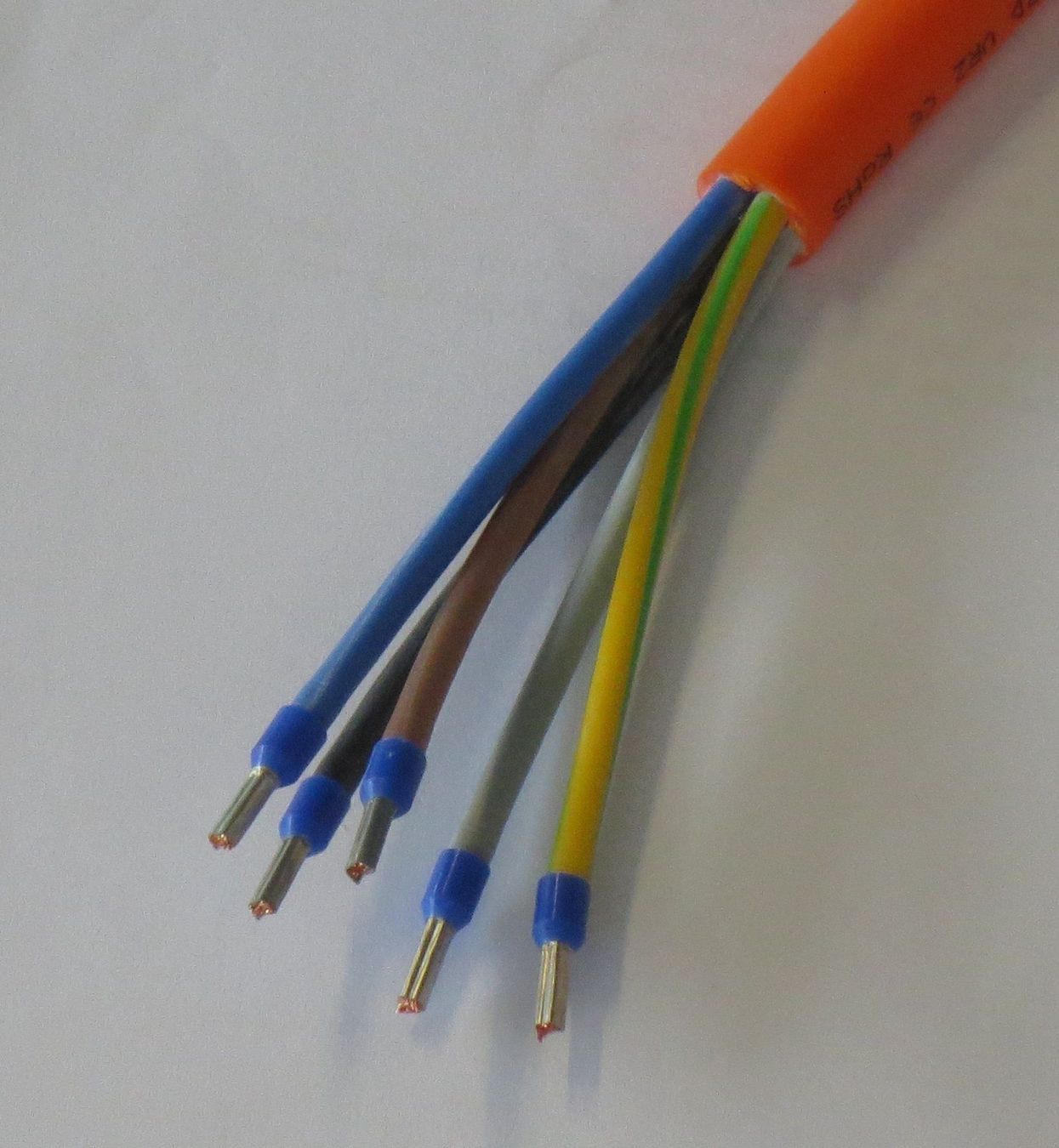 Kabel: 10m Pur Geräte Anschlusskabel CEE 16A 5P – Neu und originalverpackt aus Sulz LU von Elektrofachverkauf 2