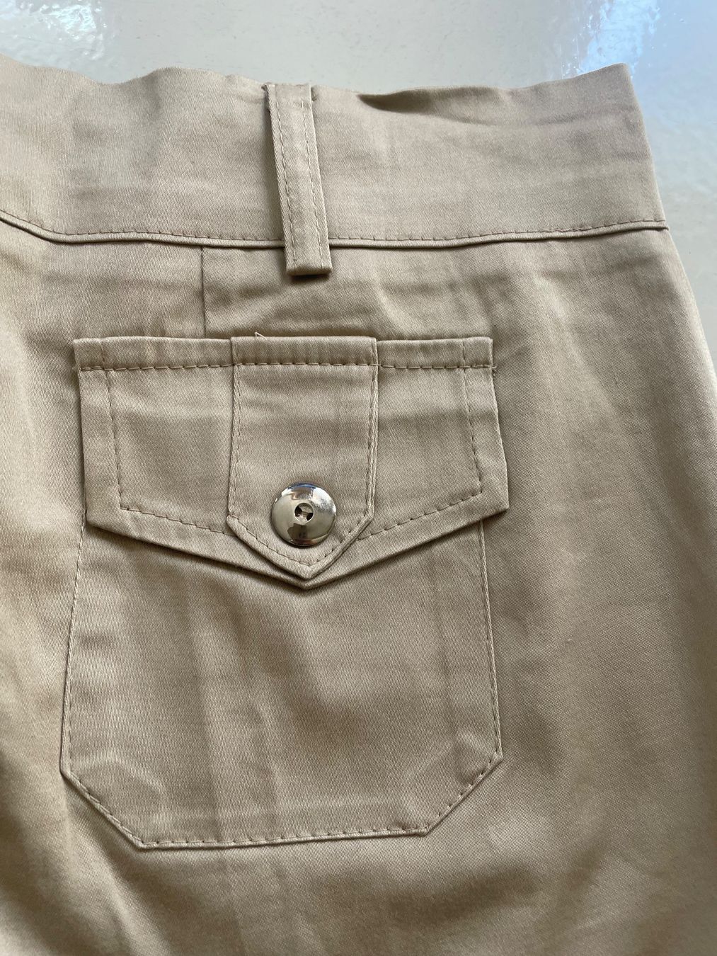 Hosen: Bermuda 42 - Hose Beige – Gebraucht aus Minusio von Pink222 2