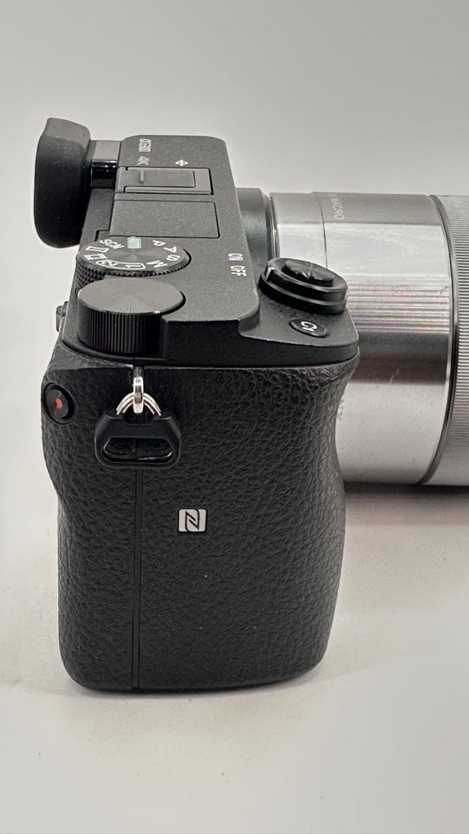 Sony Kamera: Sony Alpha 6300 + 30mm Macro Objektiv – Neu (gemäss Beschreibung) aus Arbon von Sed_9bj9 4