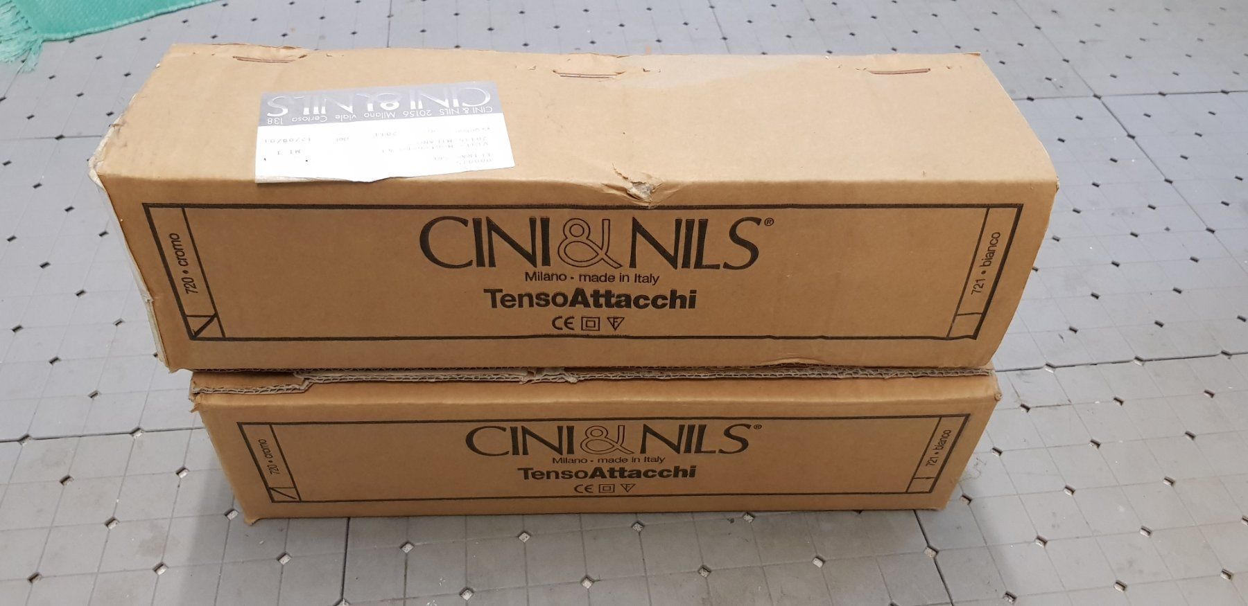 Cini & Nils Lampade: CINI & NILS TENSO ATTACCHI 720 – Nuovo e nell'imballaggio originale da Bergdietikon venduto da maxima02 1