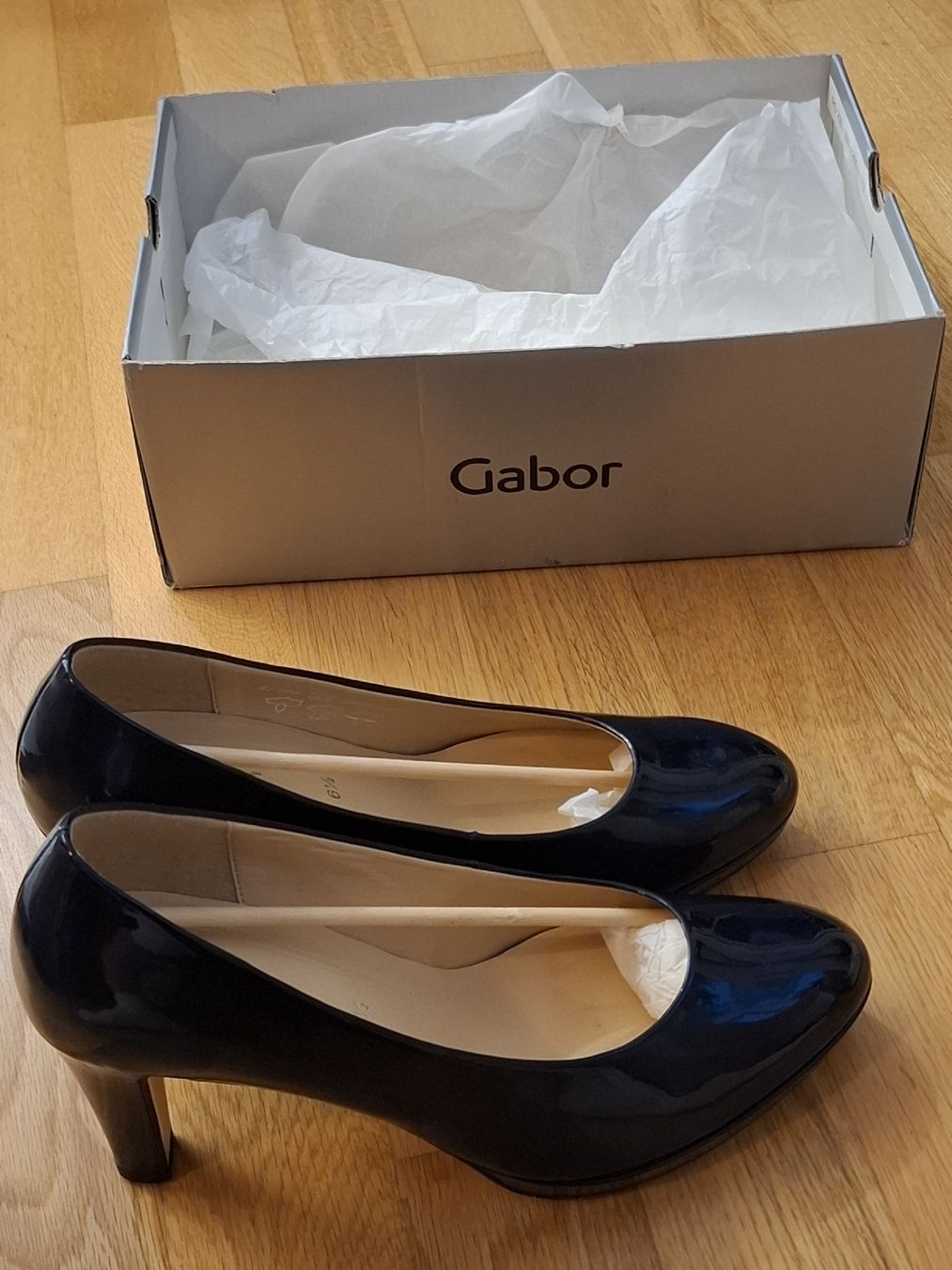 Gabor Scarpe da donna: Gabor Damenschuh, lack schwarz, Grösse 40 – Usato da Basel venduto da basti_kam 1