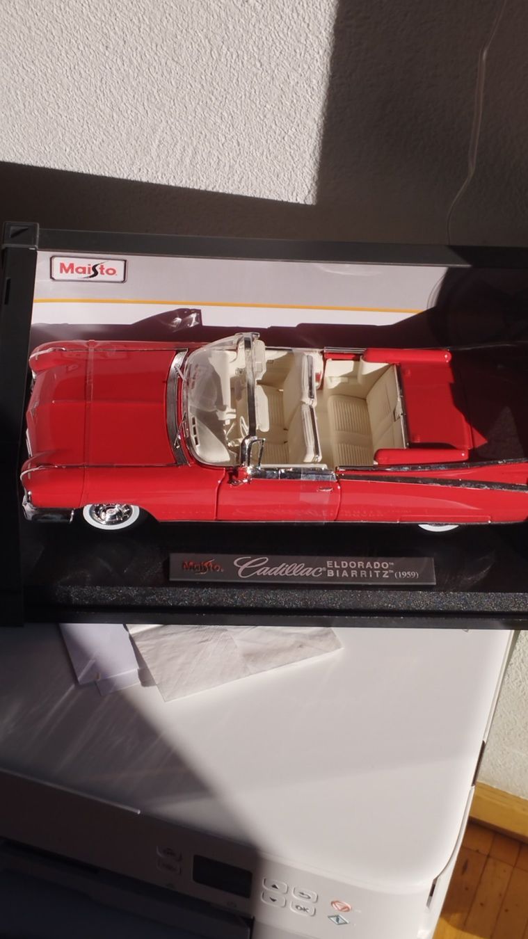 Cadillac Modellini d'auto: 1959 Cadillac Eldorado Biarritz convertible – Nuovo e nell'imballaggio originale da Chur venduto da oriori 4