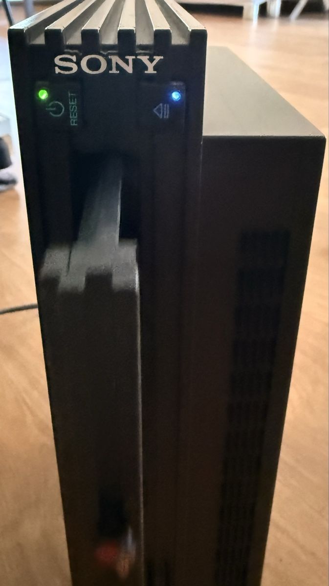 Sony Consoles: Sony PlayStation 2 Fat SCPH-30004 R + Logitech Controller – D'occasion à Zürich par pat_8wyd 2