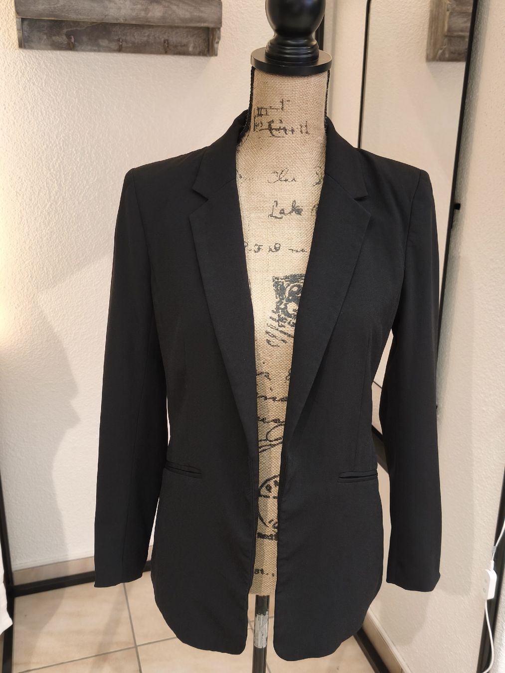 H&M Giacche: Blazer Jacke Gr.36 H&M – Nuovo (secondo la descrizione) da Emmetten venduto da SecondhandSiska