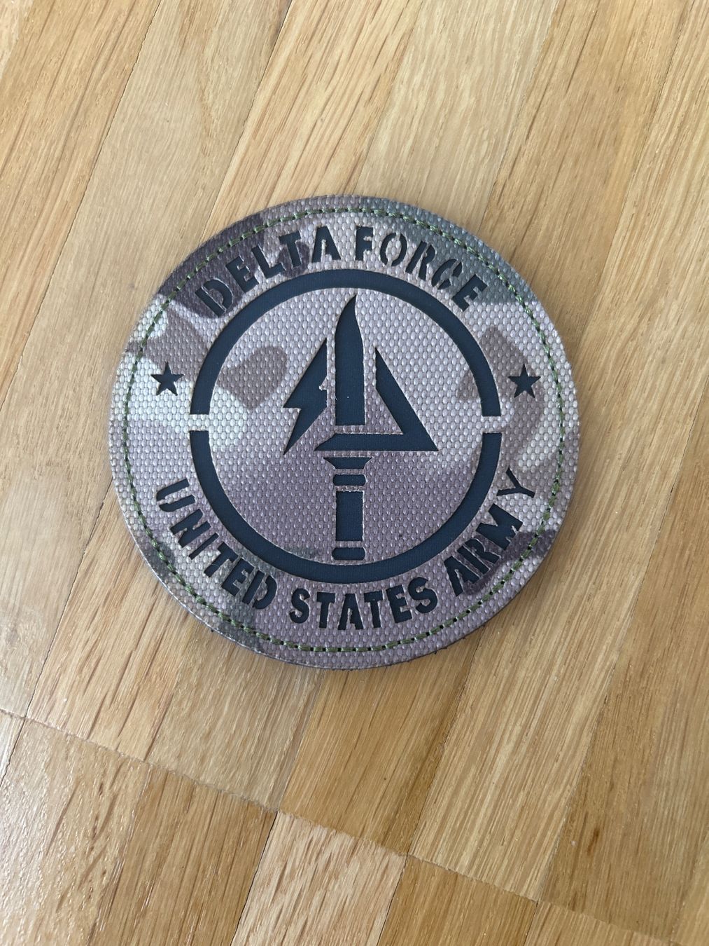 Schweizer Armee Toppe: US Army Delta Force Camouflage Patch neu – Nuovo (secondo la descrizione) da Hausen am Albis venduto da MACV62