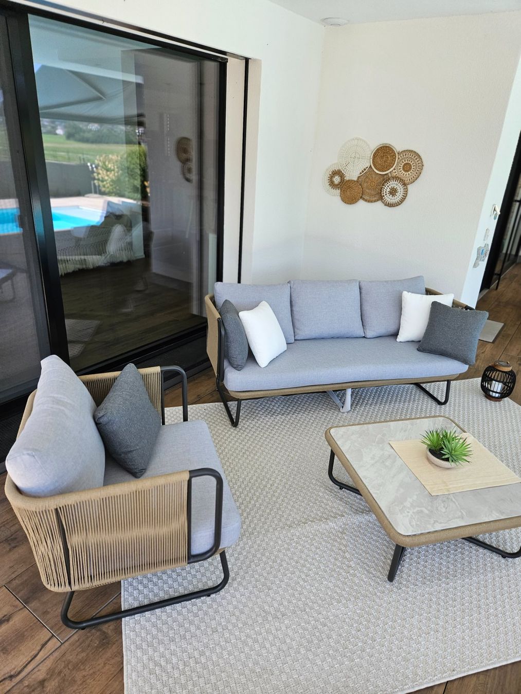 Sofas: Lounge – Neu (gemäss Beschreibung) aus Bünzen von nad_8552