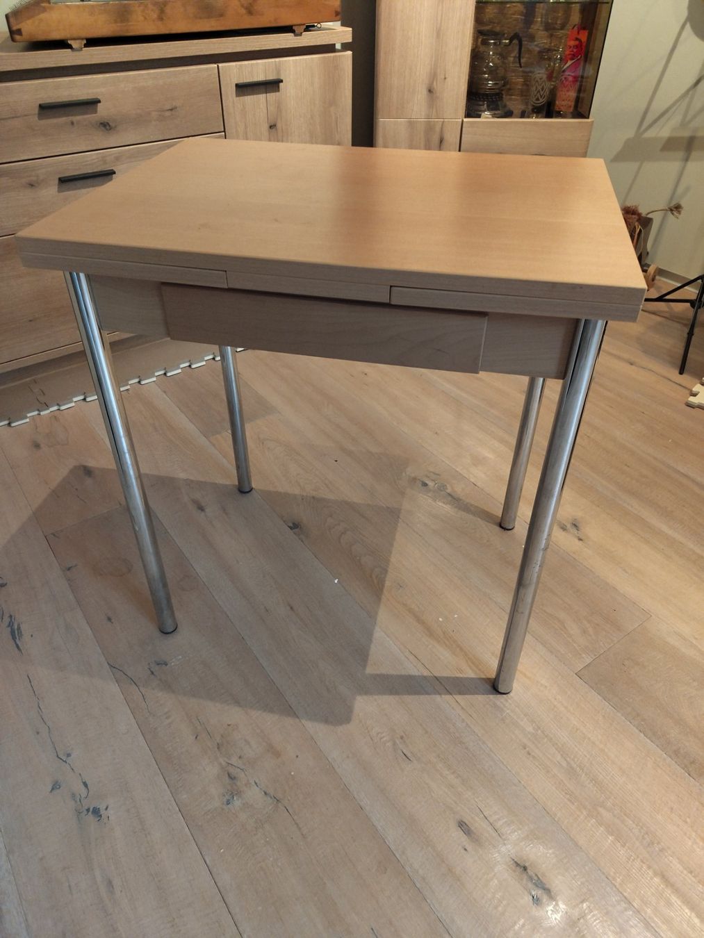Ikea Tavoli: Küchentisch Holzoptik mit Schublade – Usato da Münchenbuchsee venduto da mawi82
