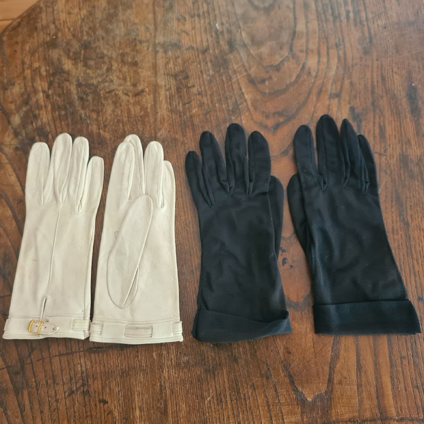 Guanti & manicotti: Handschuhe Vintage mit Schatulle – Usato da Zuzwil SG venduto da mko_6m7z 2