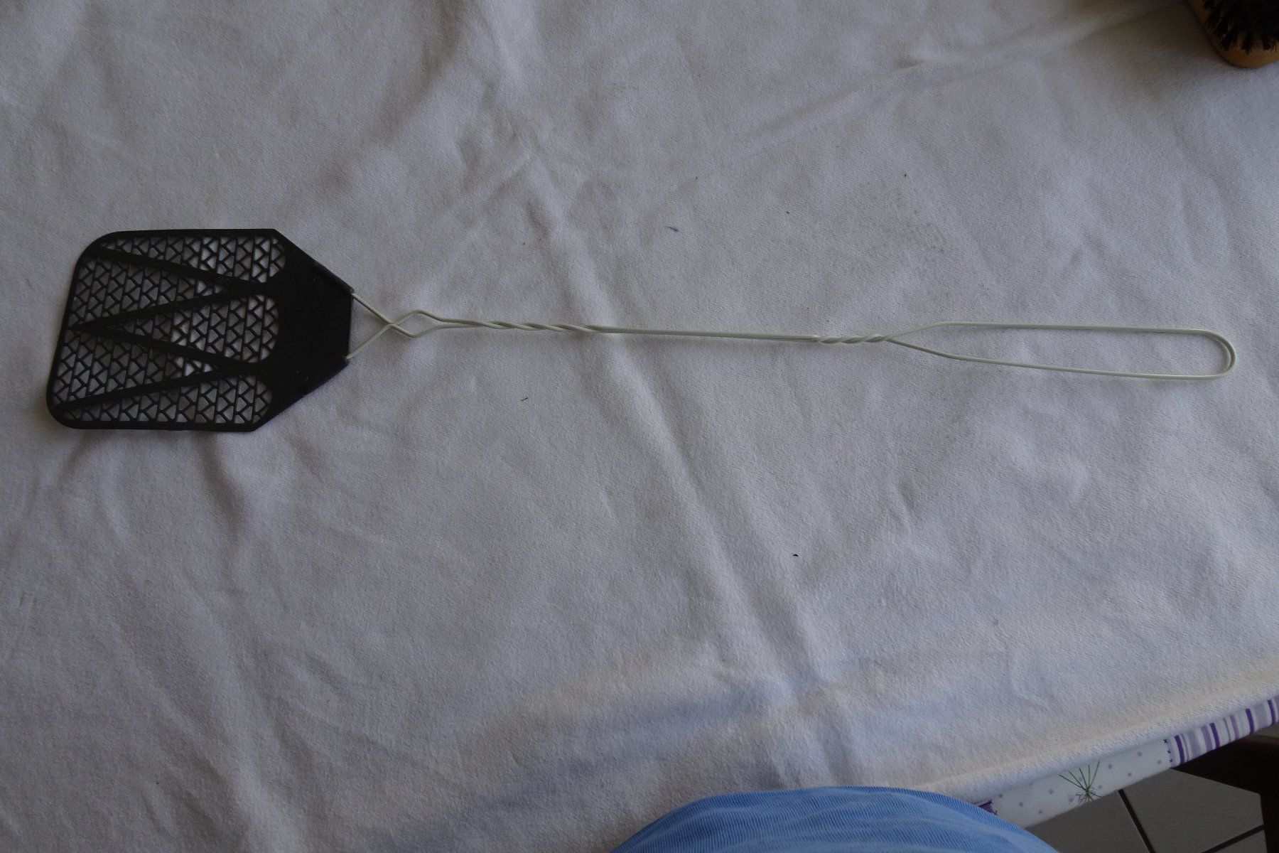 Altro per la casa: Fliegenklatsche – Usato da Strengelbach venduto da schmetterling20 1