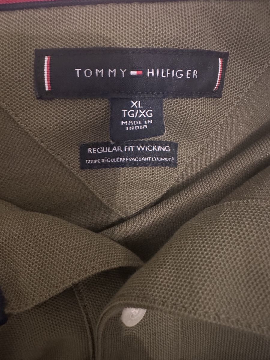Tommy Hilfiger Polo-Shirts: Polo neuf Tommy Hilfiger XL – Neu und originalverpackt aus Lausanne von Magic1900 3